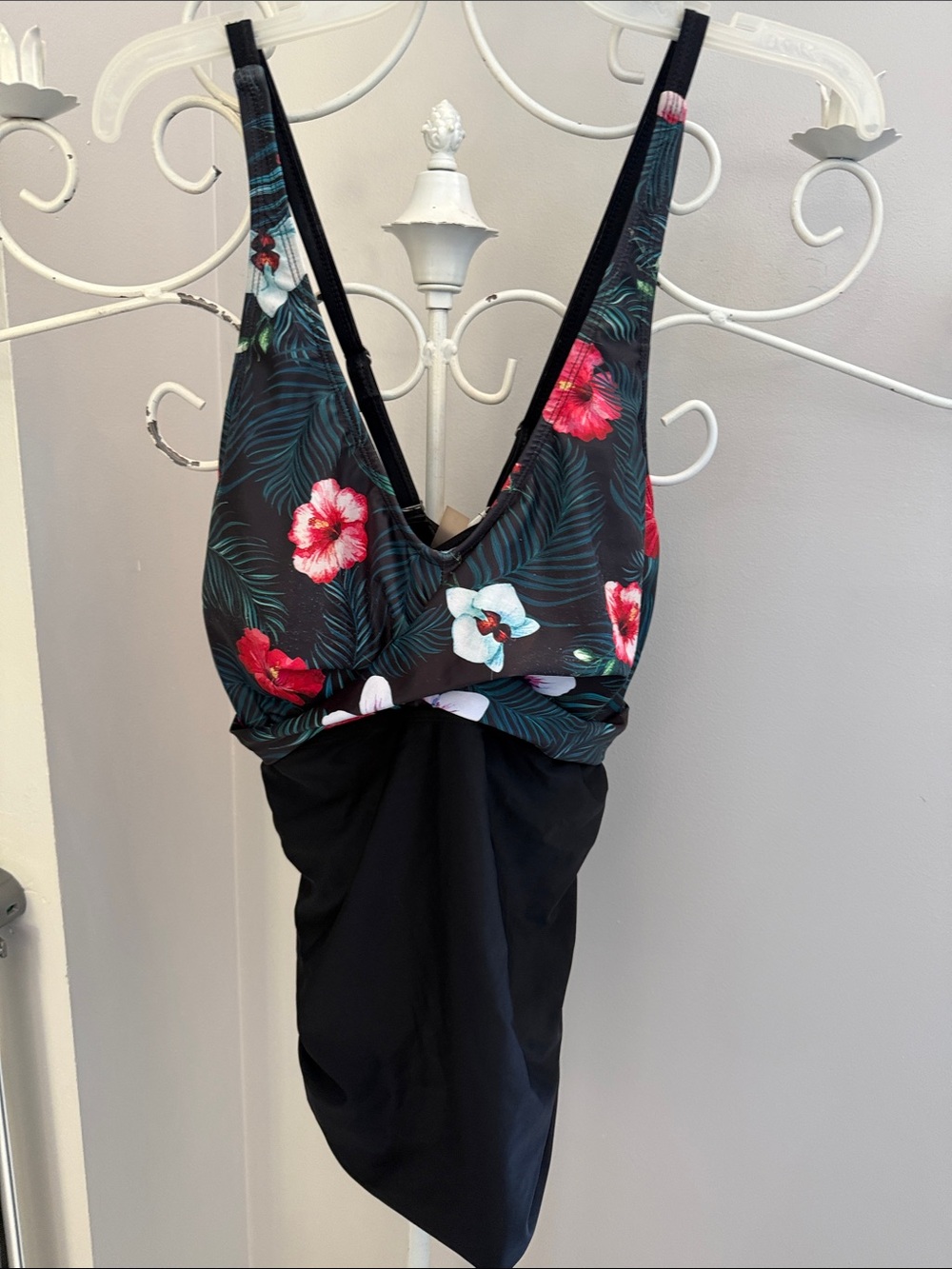 Tropical Floral V-Neck Top Swimsuit - Black with Red & White Flowers